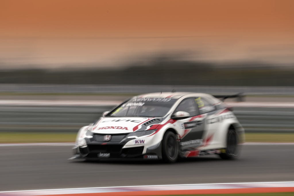 03716011_2296-1024x683