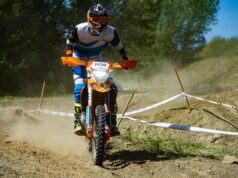Technikai hibák és sérülések árnyékában versenyzett a Laller Racing Tamásiban